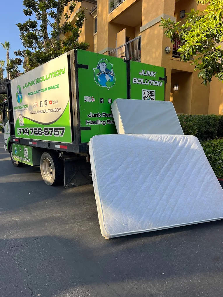 Professional Mattress Removal Orange County