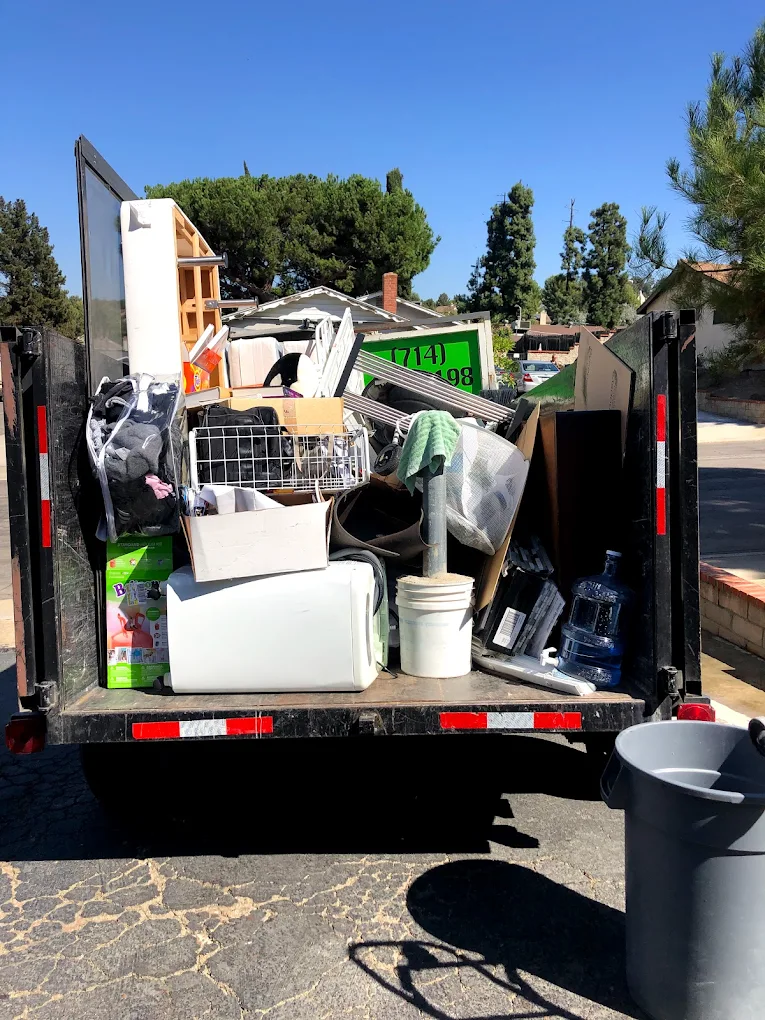 Professional Junk Hauling Cerritos